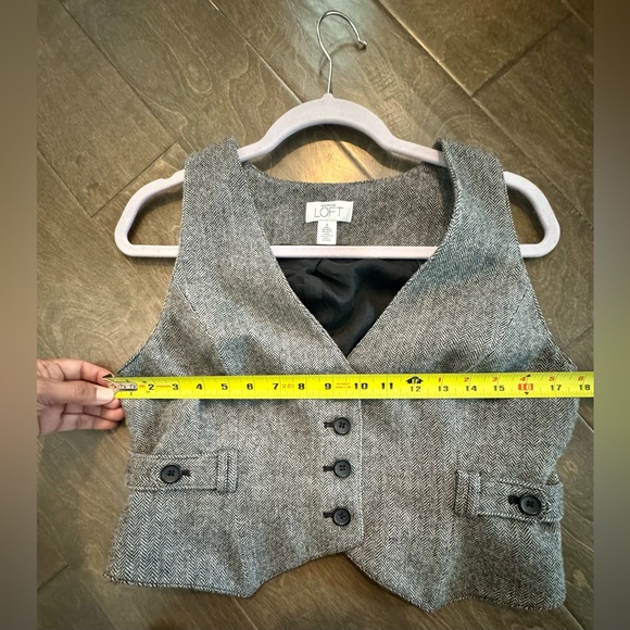 Ann Taylor Loft Wool Herringbone Suit Vest Grey Size 6 - Picture 6 of 7